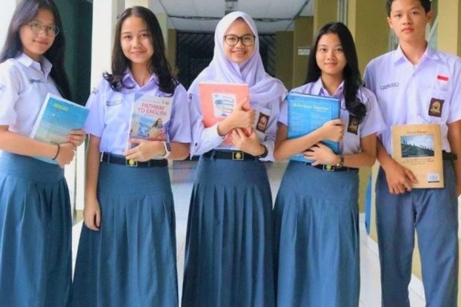Surat Edaran Disdik Riau, Sekolah Dilarang Jual Seragam