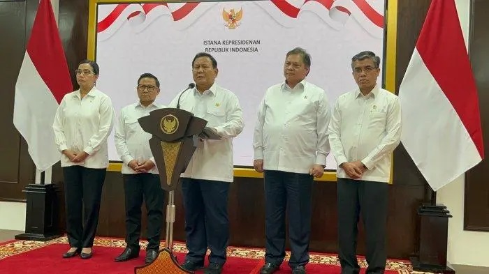 Presiden Prabowo Umumkan Kenaikan Upah Minimum 2025 Sebesar 6,5 Perse