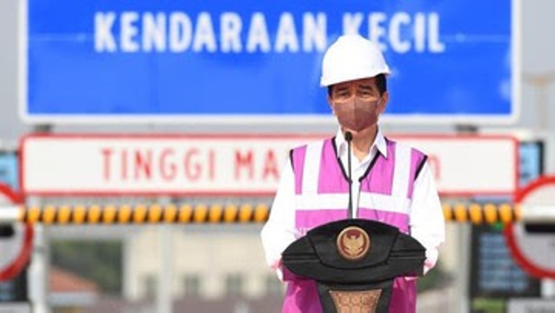 Jokowi Bakal Bangun 300 Km Jalan Tol Baru di 2022