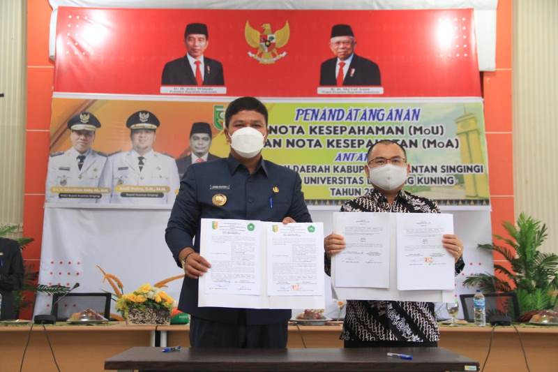 Unilak Mou dengan Pemkab Kuansing, Bupati: Saya Bangga Jadi Alumni Unilak