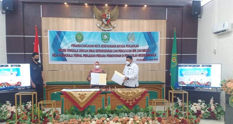 PN Bengkalis MoU Bidang Hukum Administrasi dengan Disdukcapil Bengkalis