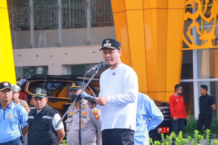 Drainase Tak Berfungsi, Walikota Pekanbaru Temukan Ada yang Buang Pipa ke Parit
