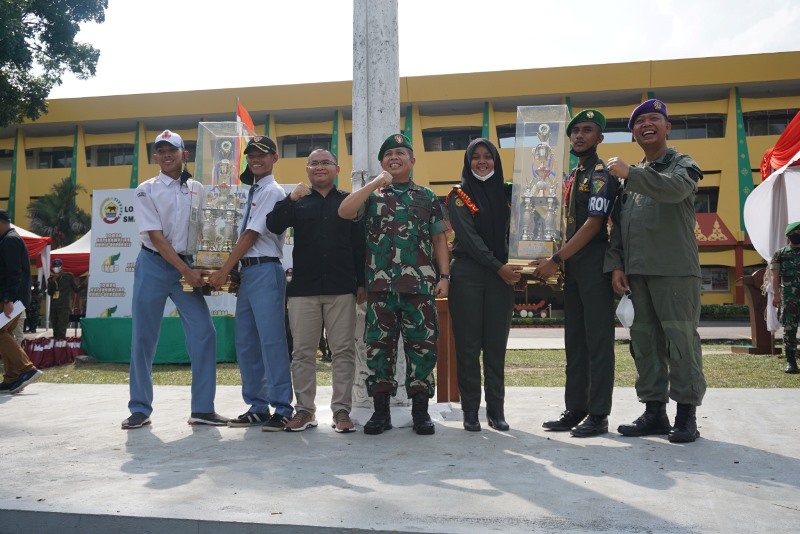 Mengharukan, Sejarah Mencatat SMKN 4 Pekanbaru Jadi Juara Umum LKBB Piala Rektor Unilak-Danrem 031/WB
