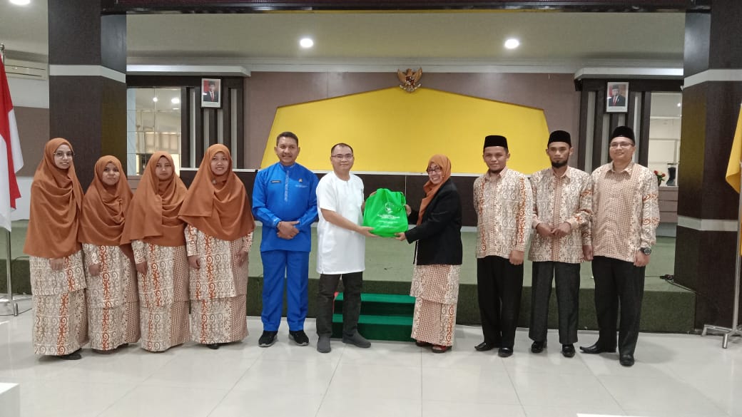 Madrasah Aliyah Sumatera Thawalib Parabek Agam Berkunjung Ke Unilak, Disambut Ramah Rektor Dr Junaidi
