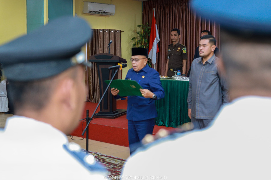 70 Kepala Desa Terima SK Pengukuhan Perpanjangan Masa Jabatan Dari Bupati Kepulauan Meranti