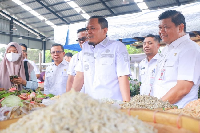 Pemko Pekanbaru Dirikan 6 Kios Pangan Murah