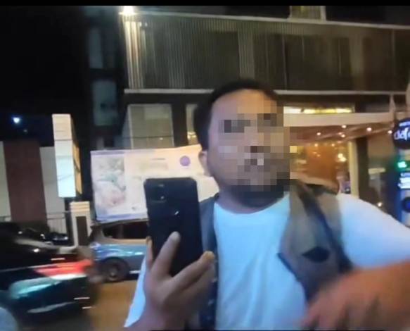Viral di Pekanbaru! Petugas Parkir 