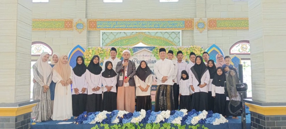 Dari Talang Bukit untuk Palestina, Maulid Nabi Bersama KH. Ariful Makhali Satukan Dakwah dan Kepedulian