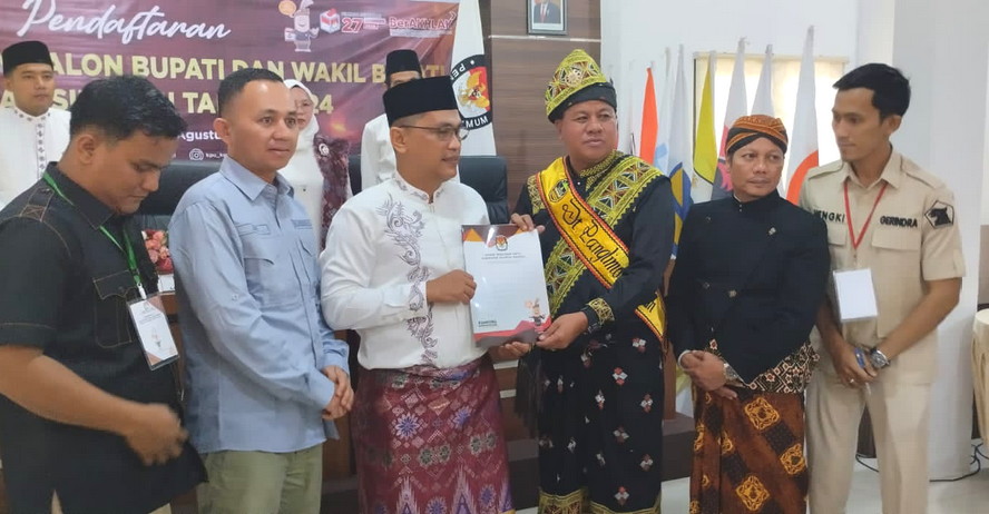 Pendaftaran Pasangan Suhardiman - Mukhlisin Diterima KPU  Kuansing