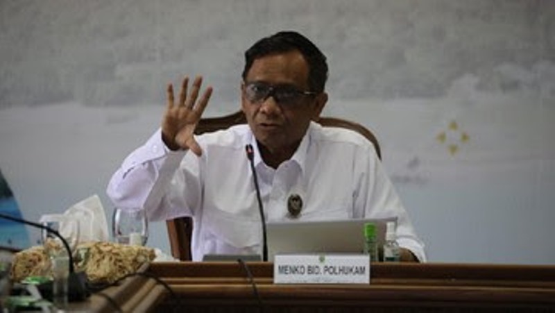 Mahfud Sentil Pejabat Sombong yang Maunya Dilayani bak Raja!
