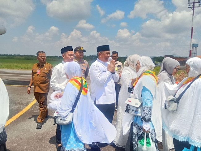 Pertama Kali di Rohul, JCH Dilepas dari Bandara Tuanku Tambusai