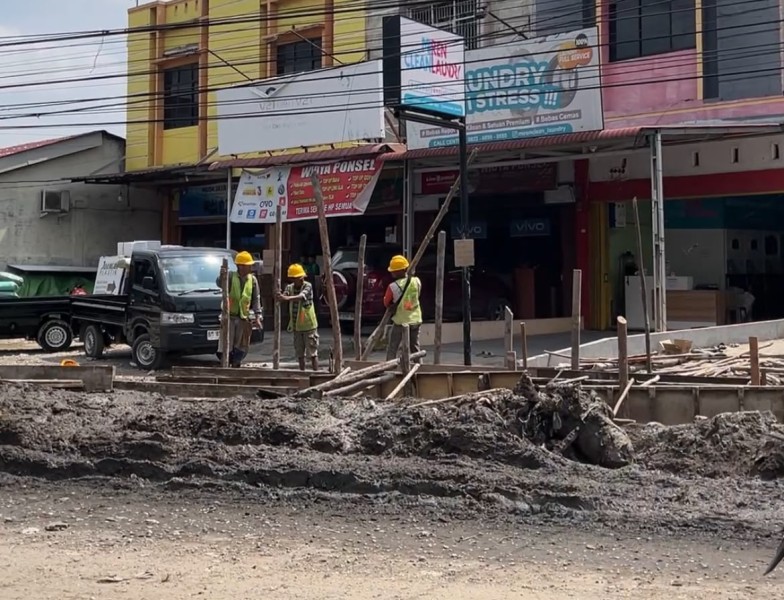Pemko Pekanbaru Tanggulangi Banjir di Dharma Bakti, Bangun Drainase Sepanjang 1,2 km