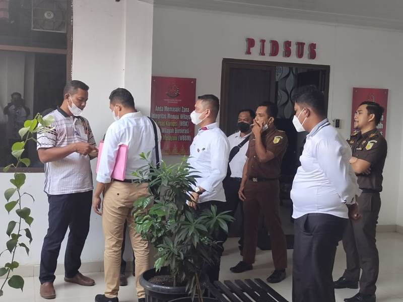 Besok Pelimpahan Perkara Kades Kembung Luar ke Pengadilan Tipikor Pekanbaru