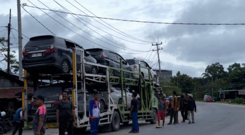 Pemkab Tetapkan Tarif Jasa Towing di Lokasi Banjir Jalintim, Kendaraan Roda Empat Rp400 Ribu