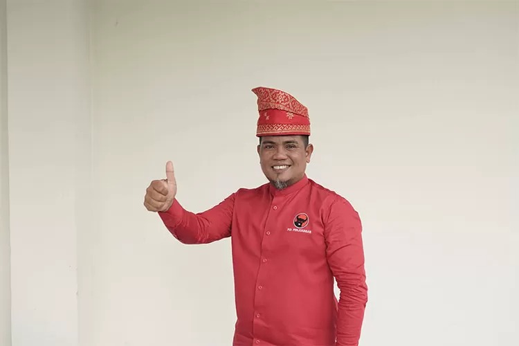 Zukri Resmi Maju Kembali Pada Pilkada Bupati Pelalawan