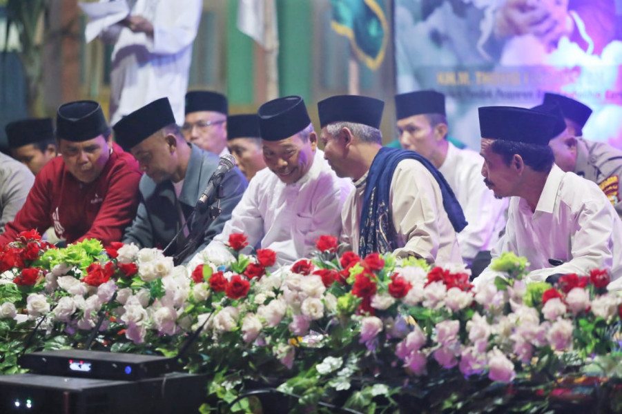 Staf Ahli Bupati M. Mahdi Hadiri Pengajian dan Gebyar Selawat HUT RI ke-78