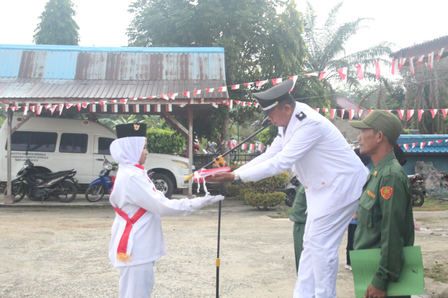 17 Agustus 2024, Pj Kepala Desa Sepahat Sampaikan Pidato Bupati Bengkalis
