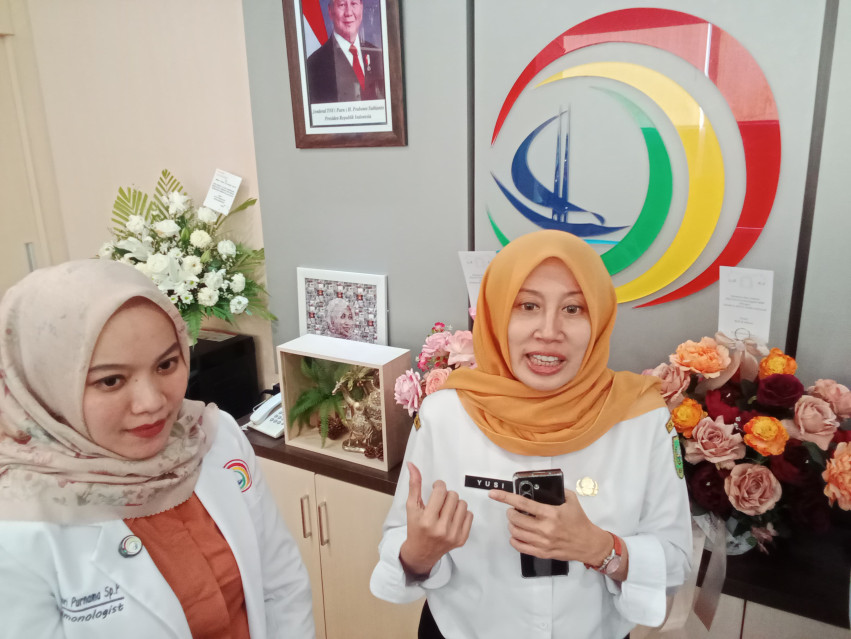 RSUD Arifin Achmad Berhasil Keluarkan Paku 2 Inch dari Paru-paru Pasien