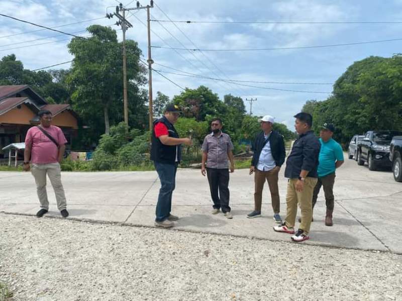 Plt. Kadis PUPR Bengkalis Tinjau 6 Titik Jalan Poros Pulau Bengkalis