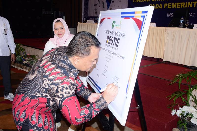 Dihadiri Bupati Kasmarni, Inspektorat Bengkalis Launching Aplikasi BESTIE