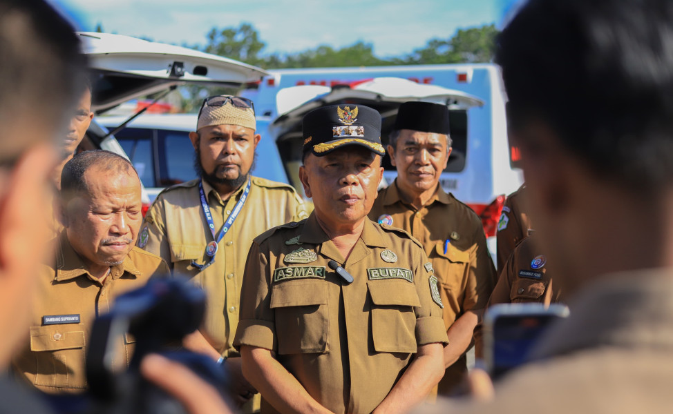 Plt Bupati Asmar Pastikan Insentif Pegawai dan ADD Dibayarkan 12 Bulan