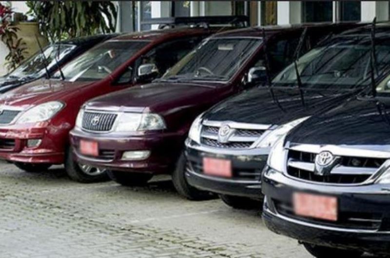 Pensiunan Pejabat Pemko Pekanbaru Belum Kembalikan Mobil Dinas
