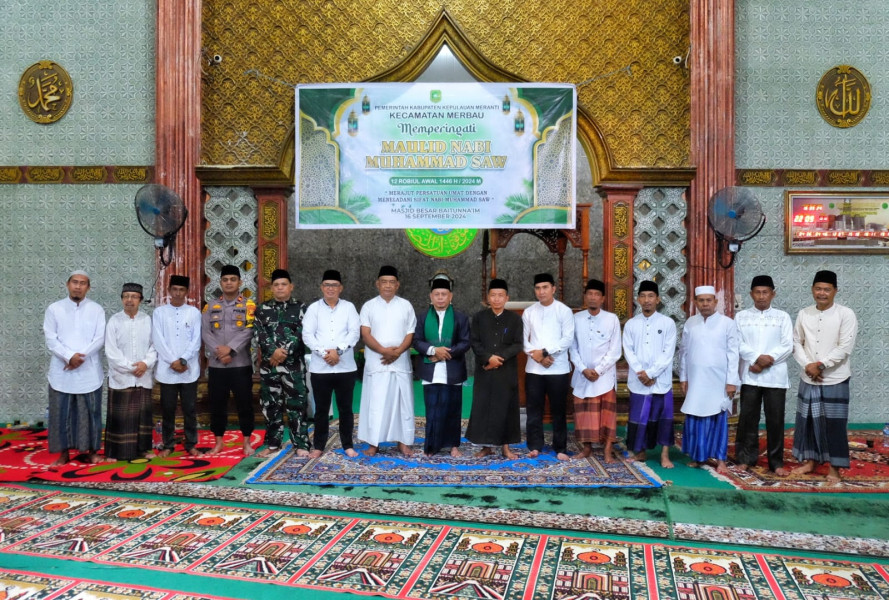 Hadiri Peringatan Maulid Nabi di Kecamatan Merbau, Asisten II Rokhaizal Bawa Pesan Tidak Golput