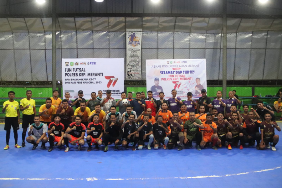 Plt Bupati Asmar Buka Fun Futsal Polres Meranti