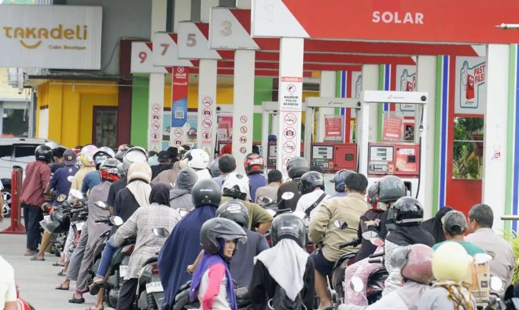 BBM Katanya Aman, Rakyat Malah Mengantre 3 Jam! Ombudsman Bongkar 4 Biang Kerok
