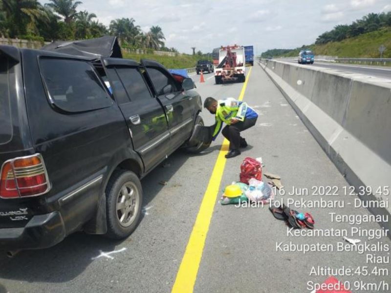 Supir Diduga Mengantuk, Lakalantas di Tol Permai Tewaskan 2 Orang