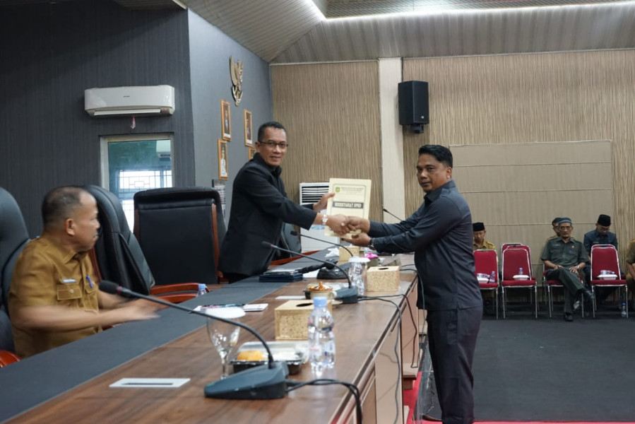 DPRD Gelar Rapat Paripurna Terkait Jawaban Bupati Atas Pandangan Umum Fraksi dan Jawaban Bupati Dalam Ranperda Inisiatif
