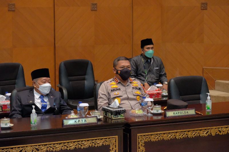 Sampaikan Pidato Pada Sidang Paripurna DPRD, Irjen Agung Setia: Terimakasih Masyarakat Riau