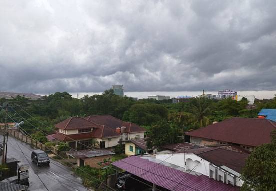 Hujan Diperkirakan Guyur Sejumlah Wilayah Riau Hari Ini
