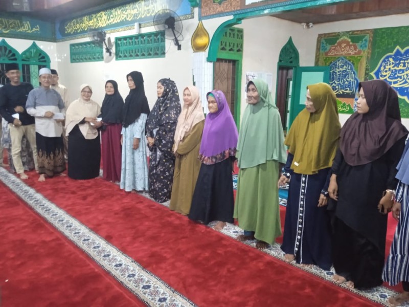 Melalui Infaq Masjid, Yayasan Permata Bunda Santuni 63 Orang Anak Yatim. UPZ Kecamatan Serah Bantuan Buat 20 Orang Kaum Duafa'