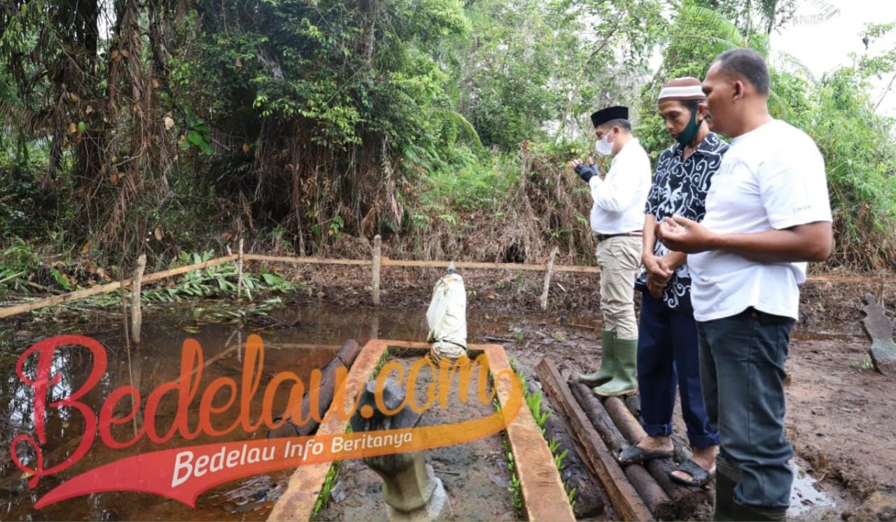 Bupati Kepulauan Meranti H. Muhammad Adil Kunker ke Rangsang Barat Sekaligus Ziarah Makam H. Sulaiman