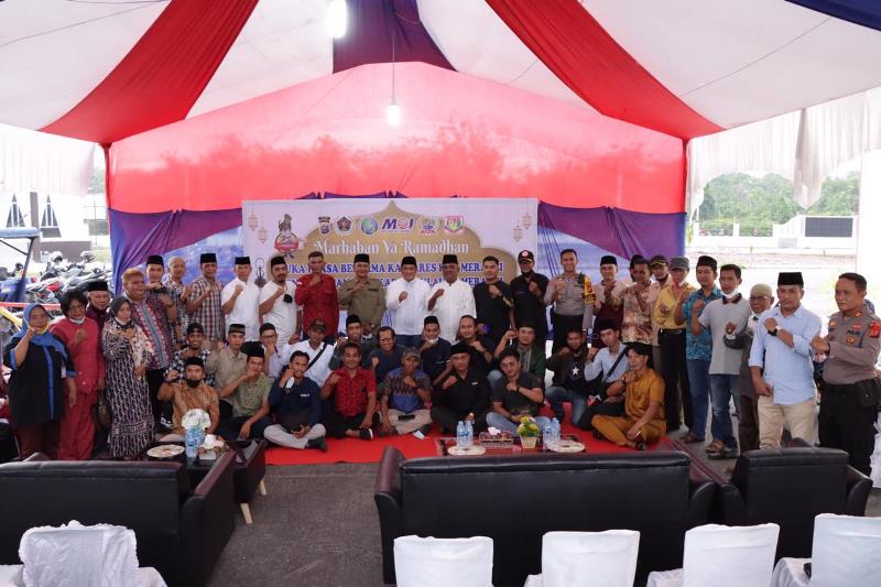 Eratkan Silaturahmi dan Kemitraan, Kapolres Buka Puasa Bersama Insan Pers di Kabupaten Kepulauan Meranti