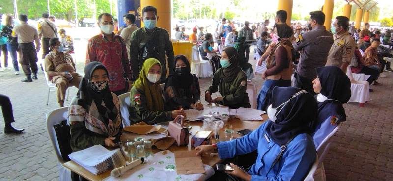 Mahasiswa Unilak Jadi Relawan Bantu Suskeskan Program Vaksinasi