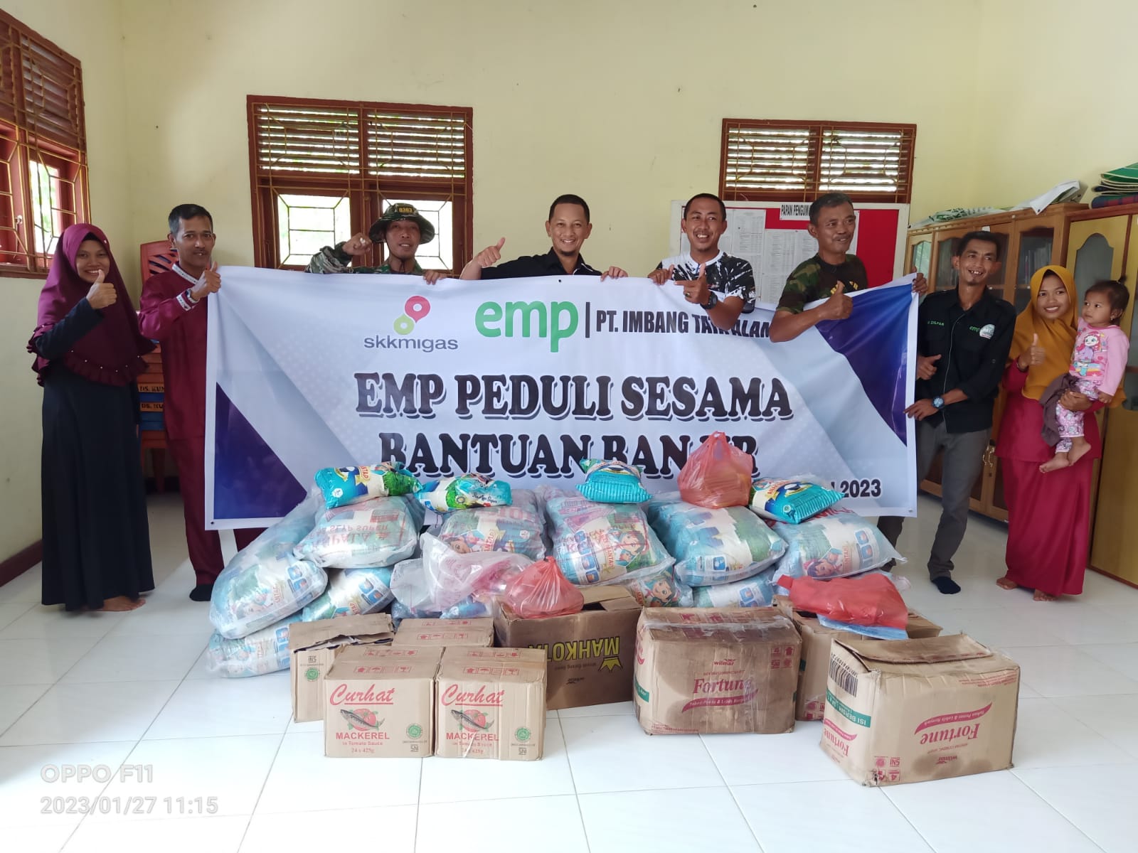 Peduli Korban Banjir, EMP-PT. ITA Serah 450 Paket Sembako di Wilayah Ring Kecamatan Tebing Tinggi Barat
