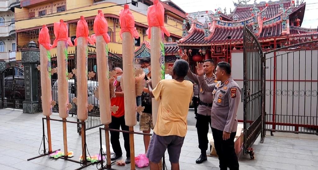 Pengamanan Imlek 2574, Kapolres Meranti Bersama Stakeholder Terkait Lakukan Pengecekan Vihara dan Pelabuhan Tanjung Harapan