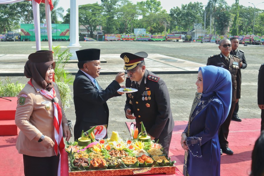 Bupati Kepulauan Meranti Hadiri Upacara dan Syukuran HUT ke-79 Bhayangkara