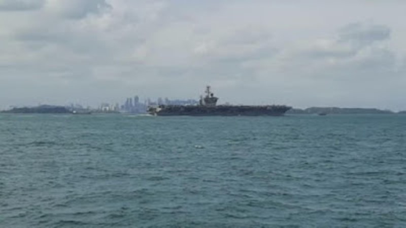 Kapal Perang RI Pelototi 3 Kapal Induk AS Konvoi di Laut Sumatera