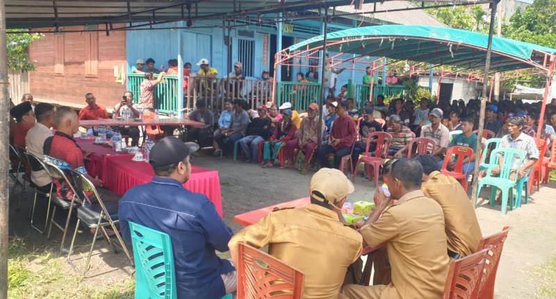 Anggota DPRD Riau H. Khairul Umam Tatap Muka dengan Warga Dusun Hutan Samak