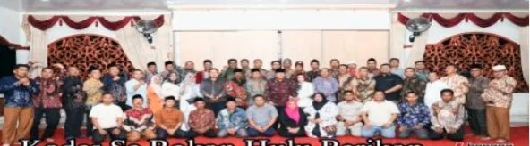 Jelang Purna Tugas, Bupati Sukiman Dapat Kejutan dari Kades se-Rokan Hulu