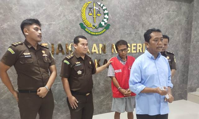 Setahun DPO, Akhirnya Tersangka Kasus Jual-Beli Lahan HPT Desa Senderak Dibekuk Jaksa
