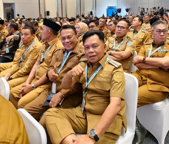 Hadiri Rakornas TPAKD 2026, Bupati Asmar Dorong Perluasan Akses Keuangan Masyarakat Meranti