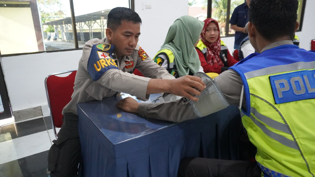 Personil PAM TPS Pemilu Polres Bengkalis Cek Kesehatan