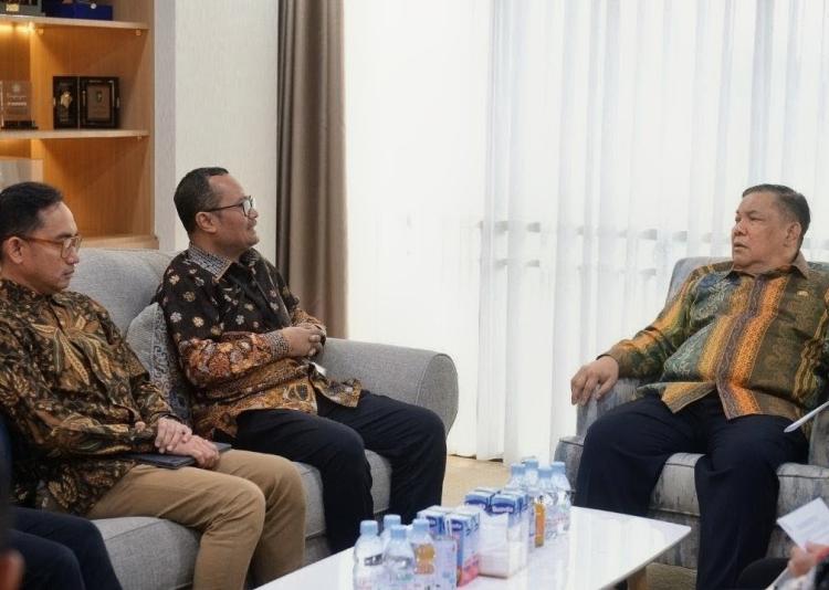 Antrean BBM Riau Mengular, SF Hariyanto Kini Tagih Pertamina: Jangan Main-Main!