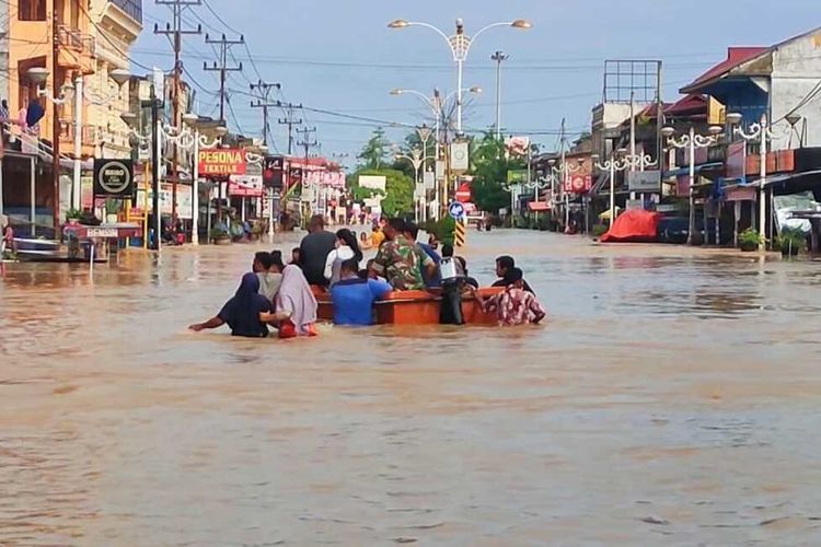Banjir di Rokan Hulu Rendam 600 Rumah