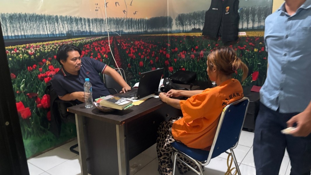 Batal Kencan karena Tak Sesuai Foto MiChat, Pria di Pekanbaru Malah Diperas Waria