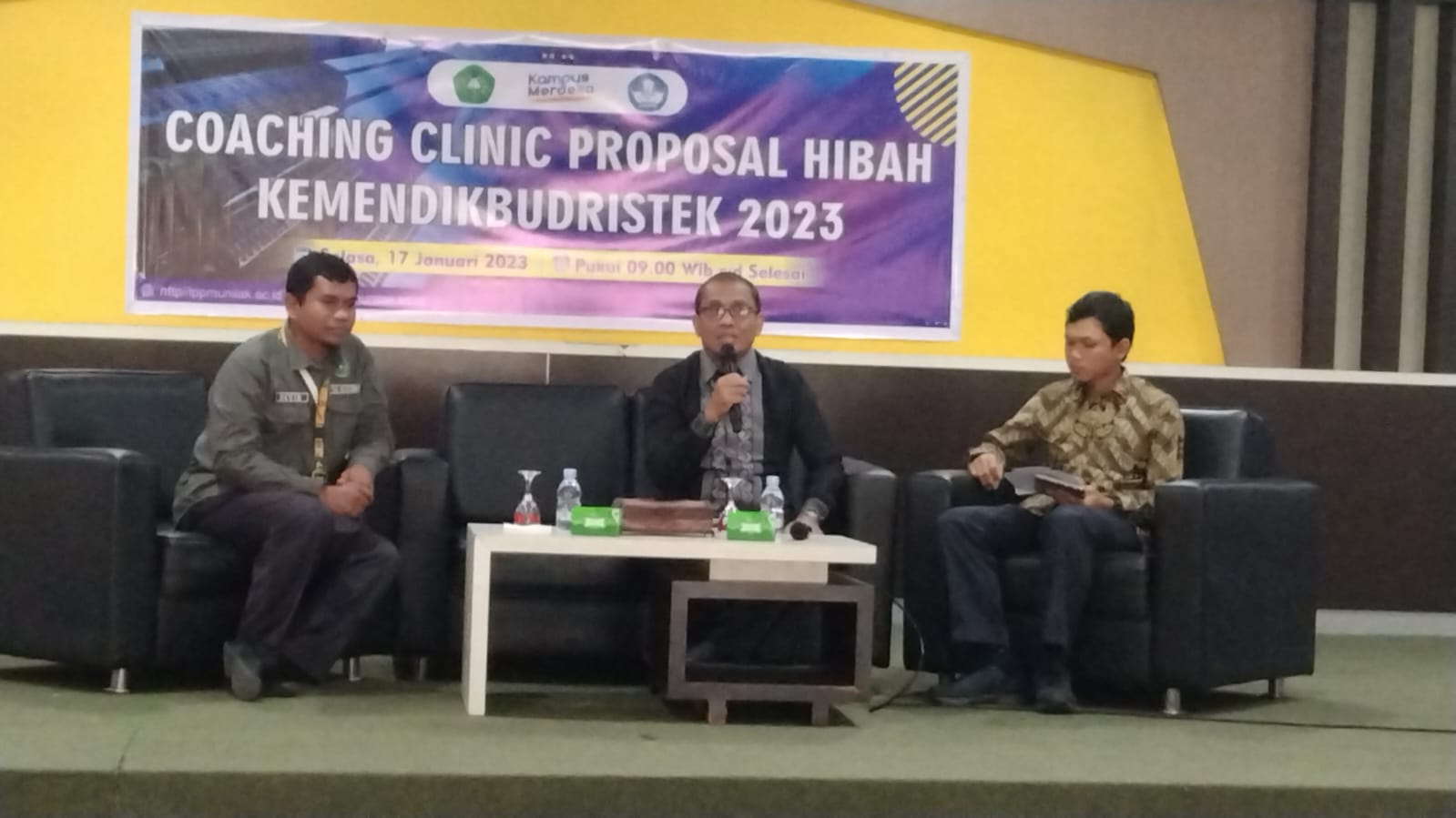 Kejar Hibah Kemenbudristek 2023, LPPM Unilak Gelar Coachinc Clinic Proposal Hadirkan Prof  Dr Saryono
